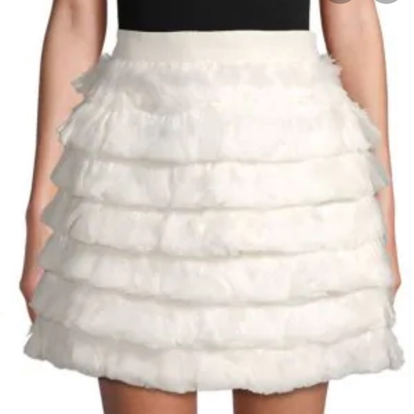 Club Monaco Fidelma feather skirt - Picture 3 of 6